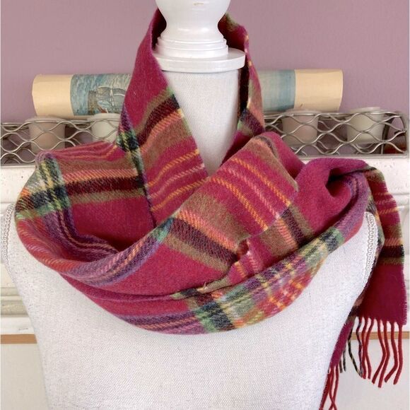 NWT Irish wool by John Hanly & Co. Pink tartan scarf or shawl w/ fringe tassels